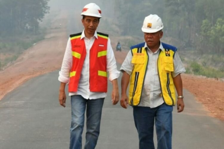 Dukungan Publik Terus Mengalir untuk Presiden Jokowi, Gencarkan Pembangunan Infrastruktur dan Perdamaian Papua