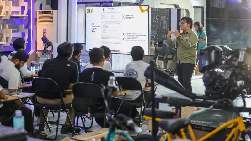 Program Amanah Dukung Kebijakan Mobil Listrik Presiden Jokowi Lewat Pelatihan Konversi