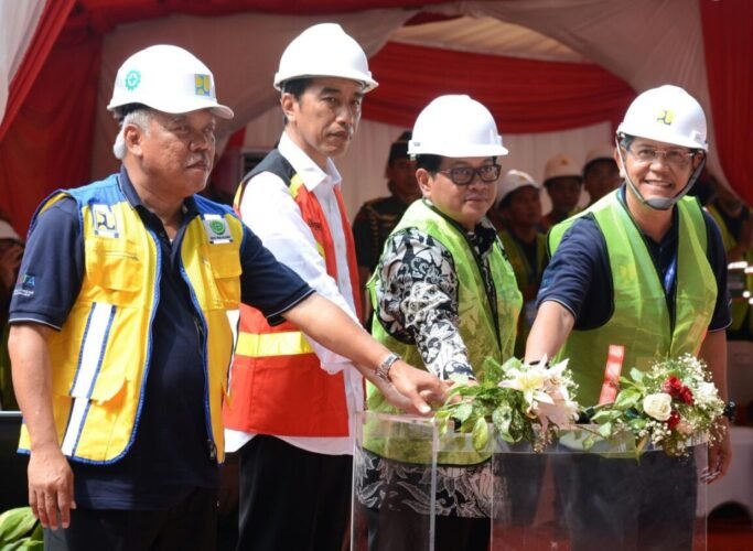 Satu Dekade Presiden Jokowi, Pembangunan Infrastruktur Merata di Seluruh Pelosok Indonesia