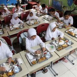 Program MBG Jangkau 5.5 Juta dalam 6 Bulan Pertama Tahun 2025 sesuai Ketentuan