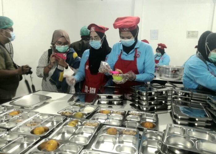 Program MBG Dorong Pertumbuhan Ekonomi dan Penyerapan Tenaga Kerja