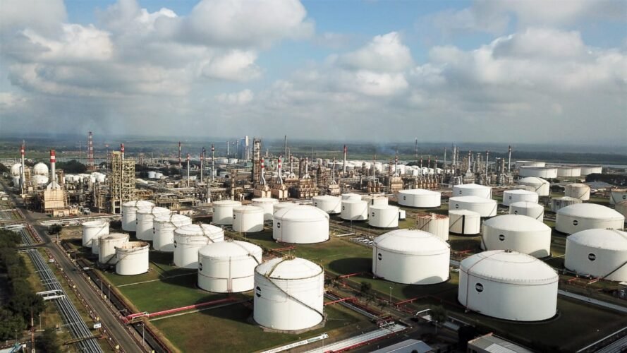 Kilang Minyak 1 Juta Barrel Jadi Langkah Strategis Menuju Ketahanan Energi