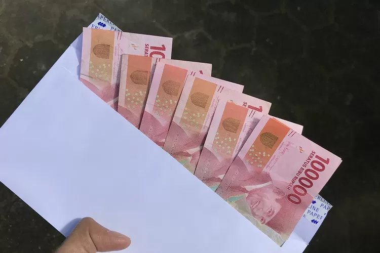Pemerintah Kawal THR Sesuai Regulasi demi Perputaran Ekonomi yang Sehat