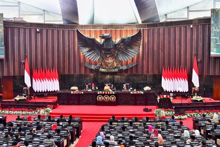 DPR Pastikan Pembahasan RUU Polri Tunggu Surpres