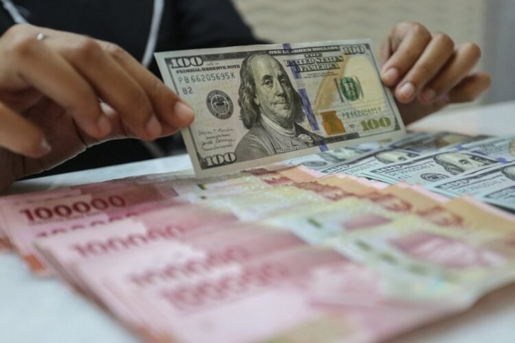 Terapkan Triple Intervention, RI Jaga Stabilitas Rupiah di Tengah Gejolak Global dan Ancaman Tarif Trump