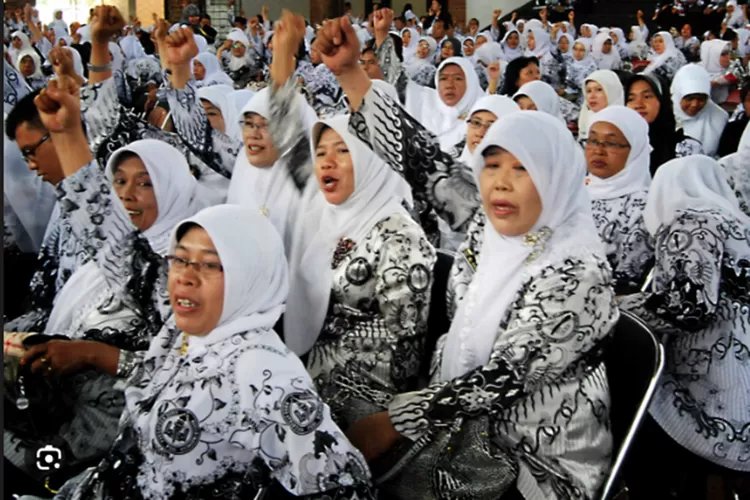 Pemerintah Hadir Berikan Kesejahteraan Guru Melalui Tunjangan Honorer