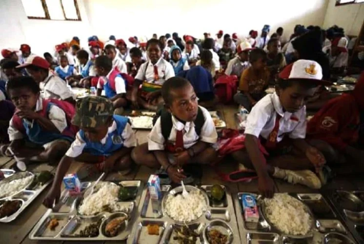Program Makan Bergizi Gratis Perkuat Generasi Papua Menuju Indonesia Emas 2045