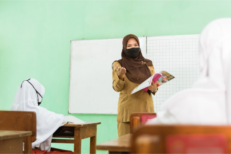 Pemerintah Buka Rekrutmen 1.500 Lowongan Kerja Guru untuk Program Sekolah Rakyat