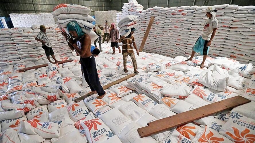 Stok Beras Melimpah, Pemerintah Optimis Capai Swasembada Pangan Nasional Lebih Cepat