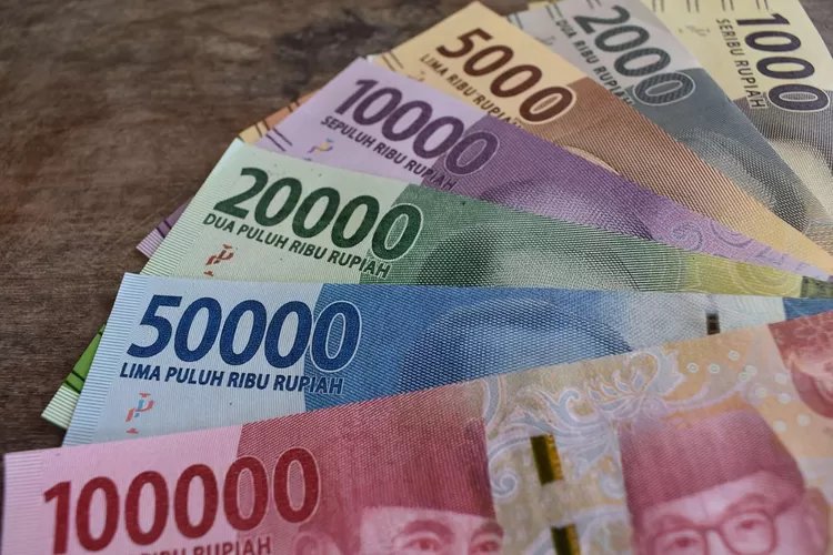 Gaji ke-13 Bukti Komitmen Pemerintah Jaga Stabilitas Ekonomi