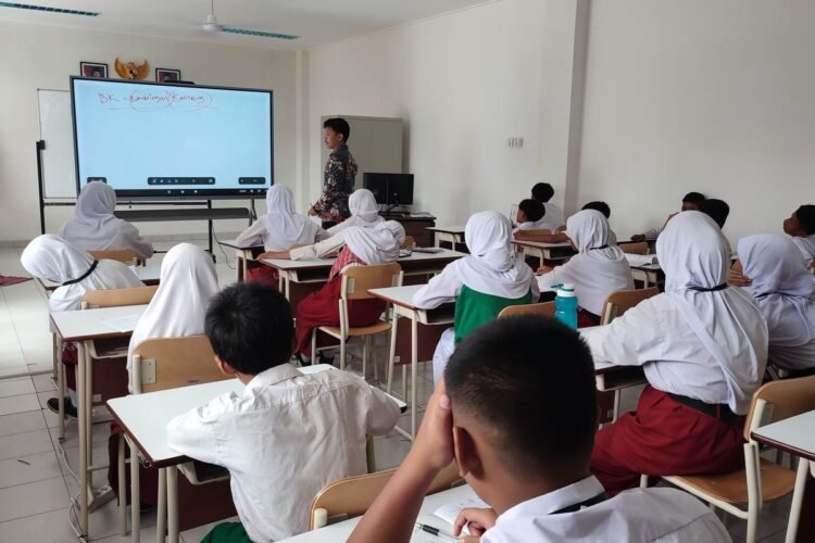 Sekolah Rakyat Resmi Beroperasi, Jadi Terobosan Pemerintah Putus Rantai Kemiskinan